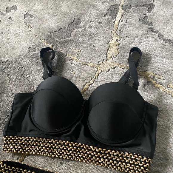 New Two piece Swimsuit - Picture 4 of 8